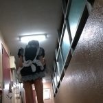 メイド　野外露出　朱音もみじ